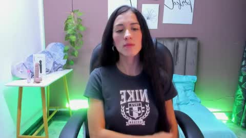 Snapshot of sharonsander1 chatting on 02.02.25 Sharon online show from 02.02.25