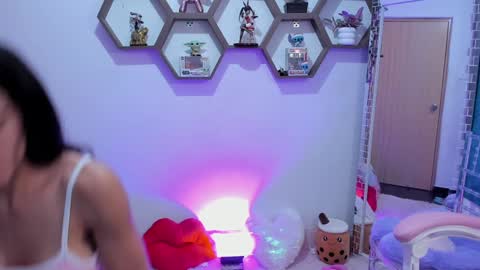 Snapshot of sharonsander1 chatting on 02.06.25 Sharon online show from 02.06.25