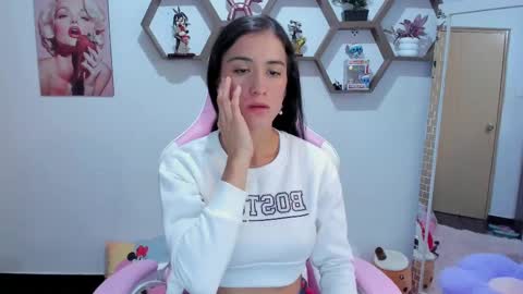 Snapshot of sharonsander1 chatting on 02.12.25 Sharon online show from 02.12.25