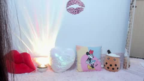 Snapshot of sharonsander1 chatting on 10.09.25 Sharon online show from 10.09.25