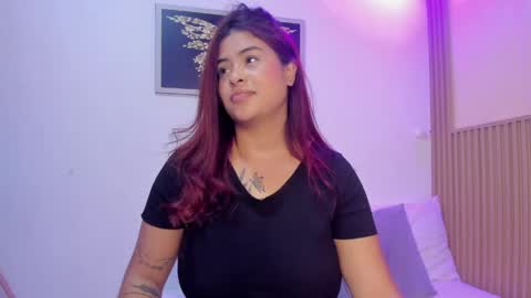 Snapshot of sharonscothh chatting on 05.05.26 sharonscothh online show from 05.05.26