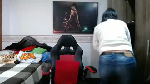 Snapshot of sharoon__cherry_ chatting on 03.19.26 sharon online show from 03.19.26