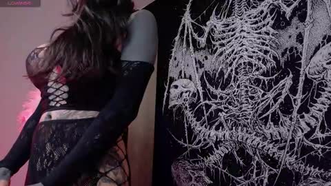 Snapshot of sharpay_evans chatting on 02.05.26 Antonia online show from 02.05.26