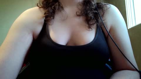 Snapshot of shathara chatting on 11.19.25 Shay online show from 11.19.25