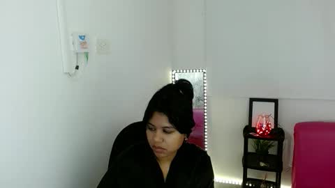 Snapshot of shawnycarson chatting on 02.14.26 Shawny carson online show from 02.14.26