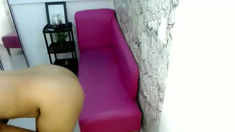 Snapshot of shawnycarson chatting on 02.18.26 Shawny carson online show from 02.18.26