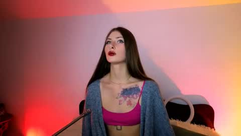 Snapshot of shawty__shy chatting on 10.05.25 Devika online show from 10.05.25