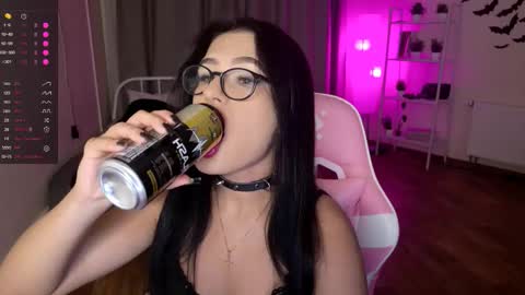 Shay online show from 11.17.25