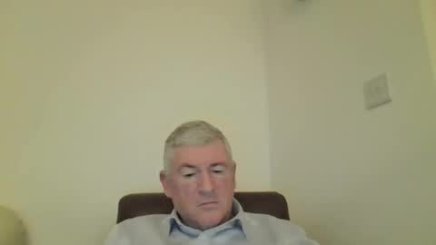 Snapshot of she52 chatting on 01.13.26 she52 online show from 01.13.26