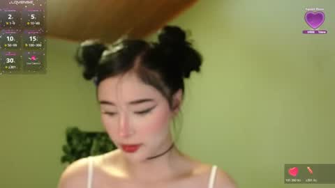 Snapshot of she_alice chatting on 06.11.26 she_alice online show from 06.11.26