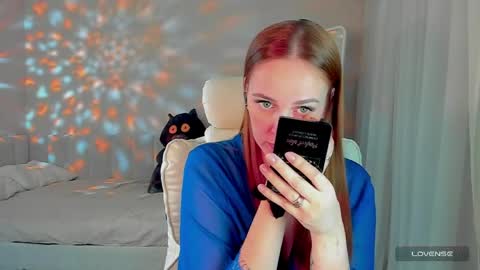 Snapshot of she_wolf1 chatting on 04.09.26 she_wolf1 online show from 04.09.26