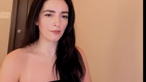 Snapshot of sheisallthat chatting on 11.09.25 sheisallthat online show from 11.09.25