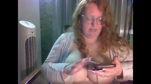 Snapshot of shelbyannn chatting on 04.17.26 Red online show from 04.17.26