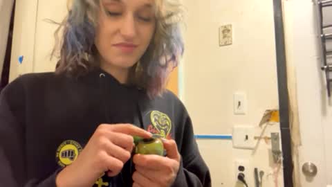 Shelby holes online show from 10.10.25