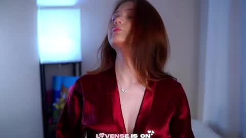 Snapshot of sheliamuyres chatting on 03.08.26 Lina online show from 03.08.26