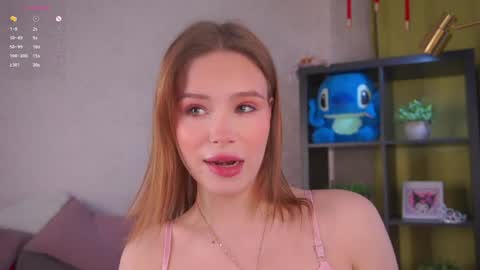 Snapshot of sheliamuyres chatting on 04.06.26 Lina online show from 04.06.26