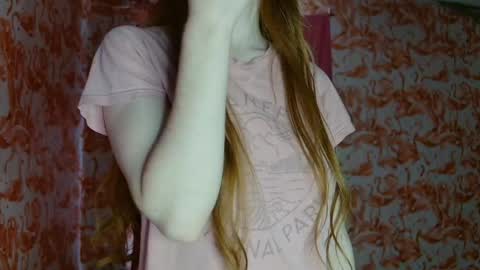 Snapshot of shelikessoymilk chatting on 04.27.26 Erika online show from 04.27.26