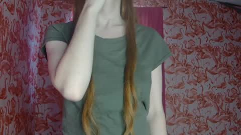 Snapshot of shelikessoymilk chatting on 06.06.26 Erika online show from 06.06.26
