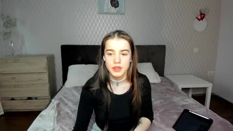 ShelyMoon online show from 10.24.25
