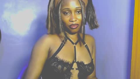 Favour online show from 06.19.26