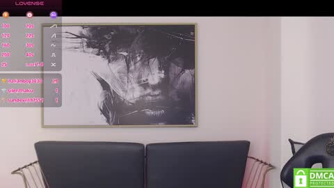 Snapshot of shenna_brunette_ chatting on 12.30.24 Shenna online show from 12.30.24