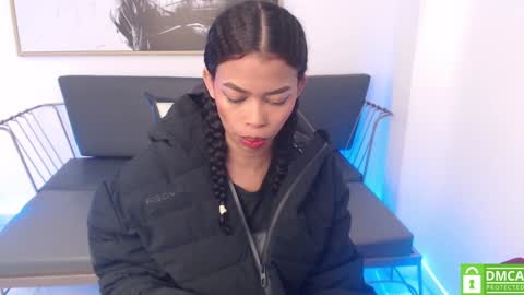 Snapshot of shenna_brunette_ chatting on 01.29.25 Shenna online show from 01.29.25