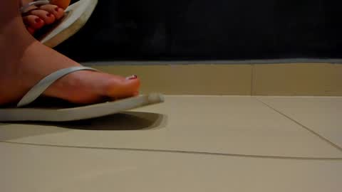 Snapshot of sherilkwang_ chatting on 12.21.24 .. Sherilk .. online show from 12.21.24