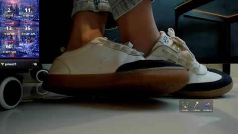 .. Sherilk .. online show from 12.19.25