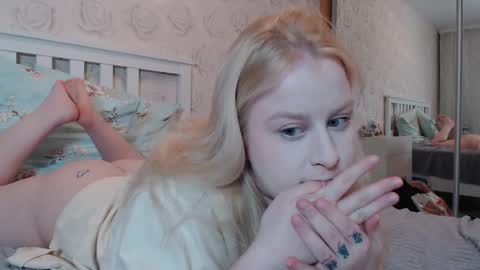 Snapshot of sherlystero chatting on 12.07.24 sher online show from 12.07.24