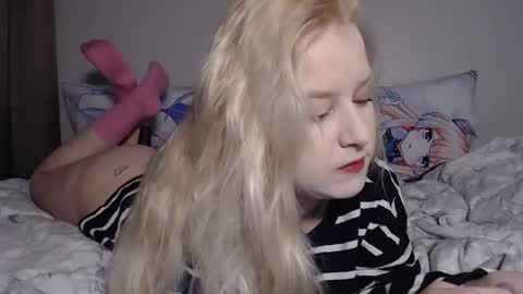 Snapshot of sherlystero chatting on 02.01.25 sher online show from 02.01.25