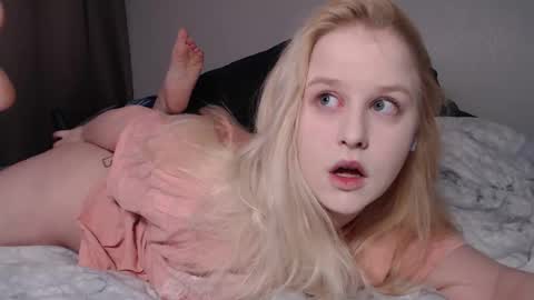 Snapshot of sherlystero chatting on 02.23.25 sher online show from 02.23.25