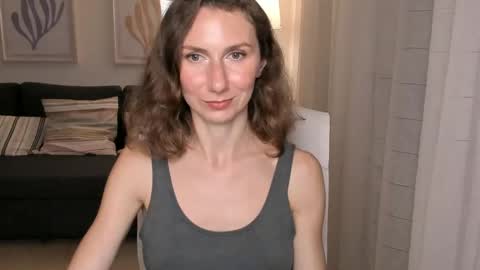 Snapshot of shesleepsnaked chatting on 02.08.25 shesleepsnaked online show from 02.08.25