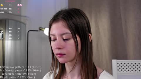 Snapshot of shickshackshock chatting on 01.20.25 Iris online show from 01.20.25