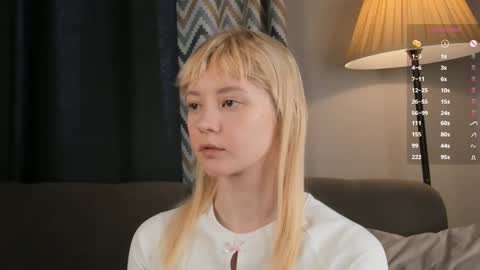 Snapshot of shickshackshock chatting on 03.04.25 Iris online show from 03.04.25