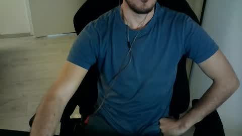 Snapshot of shinchan91 chatting on 03.09.26 shinchan91 online show from 03.09.26