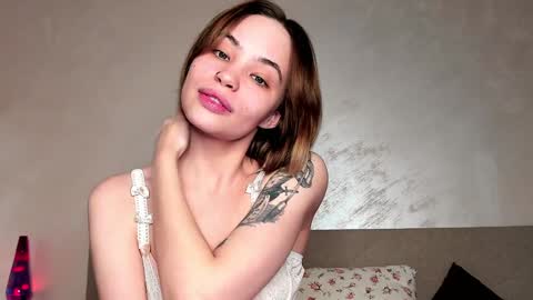 Lina online show from 12.21.24