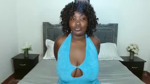 Snapshot of shiratie chatting on 03.30.26 Shirat online show from 03.30.26