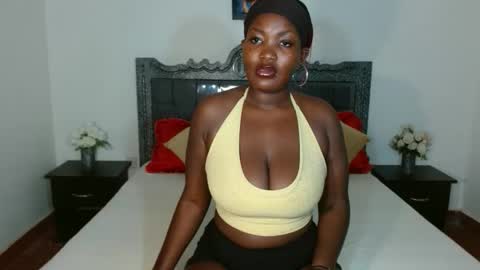 Snapshot of shiratie chatting on 05.15.26 Shirat online show from 05.15.26