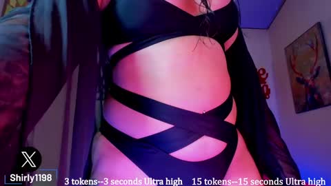 Shirley  Freelance Model online show from 12.21.24