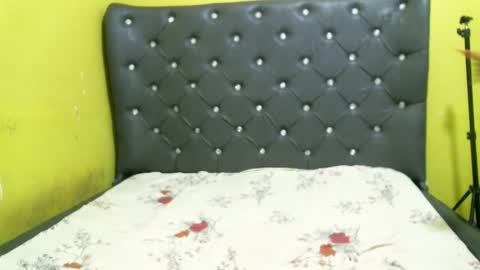 Shi-ro online show from 01.16.25