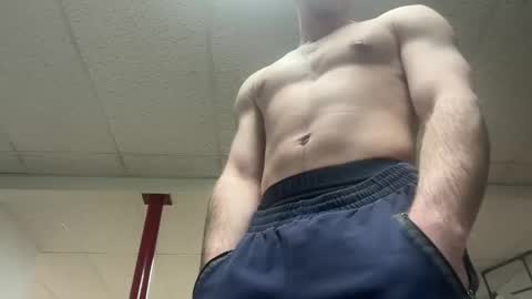 Snapshot of shirtlesshunk15 chatting on 03.19.26 shirtlesshunk15 online show from 03.19.26