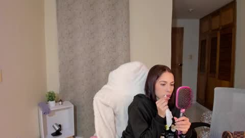  kendal  online show from 02.11.25