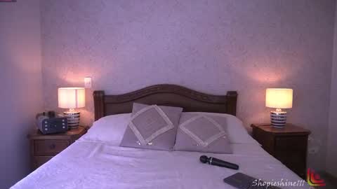 Sophie online show from 04.15.26