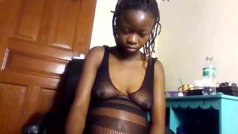 Snapshot of shortnswee254 chatting on 03.28.26 shortnswee254 online show from 03.28.26