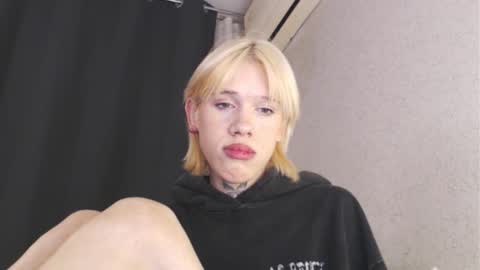 polii and alisa online show from 02.24.26