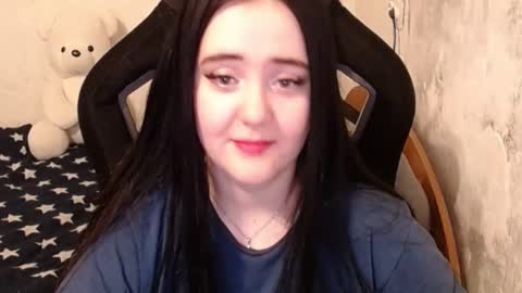 Snapshot of show_for_you chatting on 12.12.24 show_for_you online show from 12.12.24