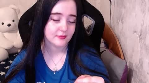 Snapshot of show_for_you chatting on 12.17.24 show_for_you online show from 12.17.24