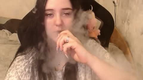 Snapshot of show_for_you chatting on 09.29.25 show_for_you online show from 09.29.25