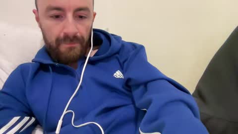 Snapshot of show_jizzness chatting on 02.18.25 show_jizzness online show from 02.18.25