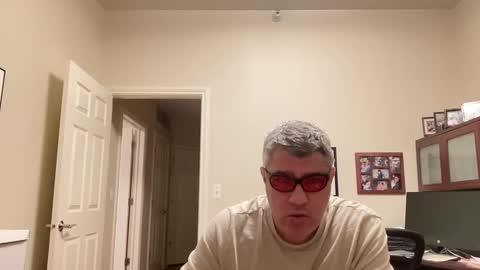 Chicago Guy online show from 12.06.24